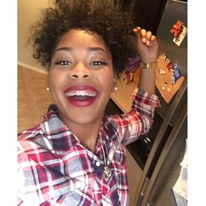 Meet your Posher, Taylor